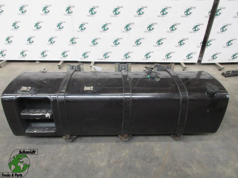 DAF 1944800 DIESELTANK DAF XF 480 EURO 6 845 LITER - Tanque de combustível de Caminhão: foto 1 DAF 1944800 DIESELTANK DAF XF 480 EURO 6 845 LITER - Tanque de combustível de Caminhão: foto 1
