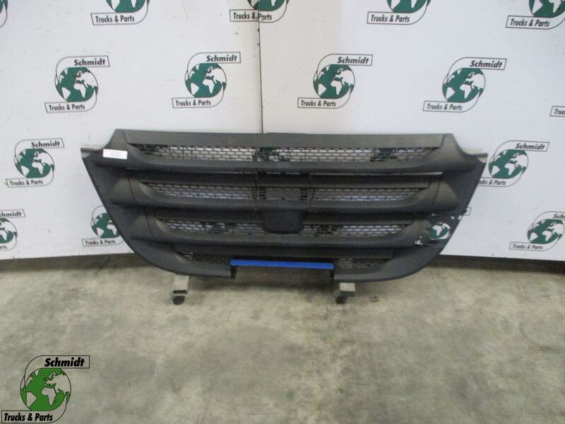 DAF CF 1886592 / 2046503 ONDERGRILLE EURO 6 - Cabine e interior de Caminhão: foto 1 DAF CF 1886592 / 2046503 ONDERGRILLE EURO 6 - Cabine e interior de Caminhão: foto 1