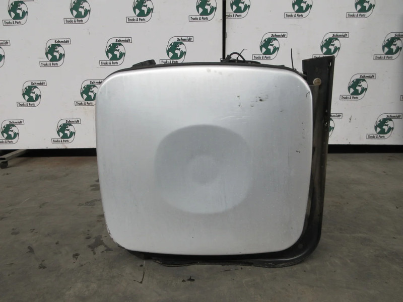 MAN 81.12201-5912 DIESELTANK 310 LITER MAN TGS EURO 6 MODEL 2020 - Tanque de combustível de Caminhão: foto 4 MAN 81.12201-5912 DIESELTANK 310 LITER MAN TGS EURO 6 MODEL 2020 - Tanque de combustível de Caminhão: foto 4