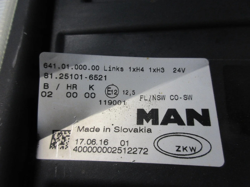 MAN 81.25101-6521 // 81. 25101-6797 // //MISTLAMP MAN TGX TGS EURO 6 LINKS - Farol nevoeiro de Caminhão: foto 5 MAN 81.25101-6521 // 81. 25101-6797 // //MISTLAMP MAN TGX TGS EURO 6 LINKS - Farol nevoeiro de Caminhão: foto 5