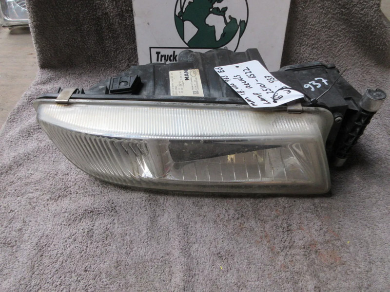 Farol nevoeiro de Caminhão MAN 81.25101-6522 // 81.25101- 6798 // MISLAMP MAN TGS EURO 6: foto 6
