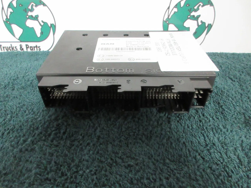 MAN 81.25805-7152 COMPUTER PTM MODULEN TGX TGS EURO 6 - Sistema elétrico de Caminhão: foto 2 MAN 81.25805-7152 COMPUTER PTM MODULEN TGX TGS EURO 6 - Sistema elétrico de Caminhão: foto 2