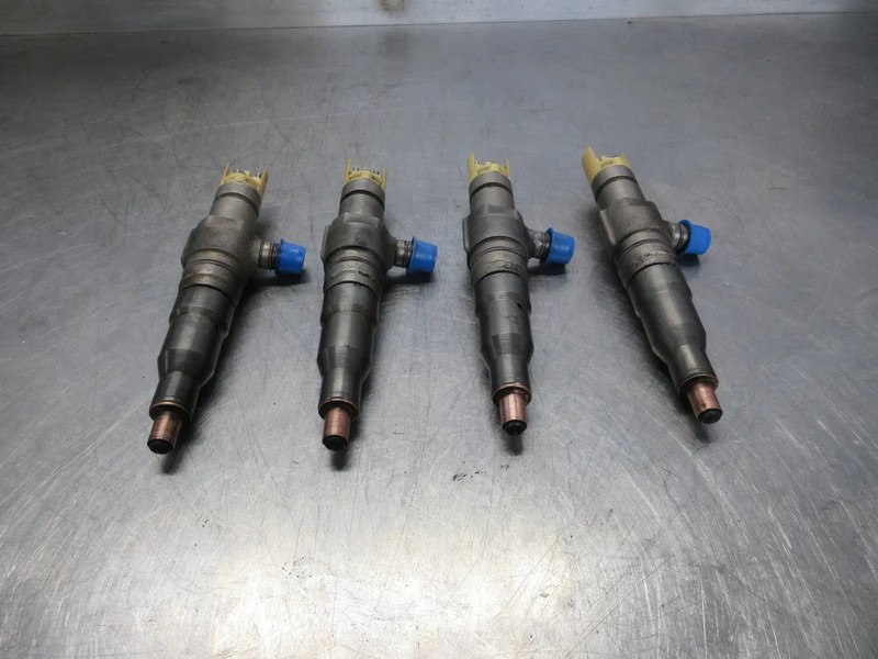 Mercedes-Benz A 936 070 17 87 // A 936 070 21 87 // A 936 178 70 02 INJECTORS DEMO MERCEDES OM 936LA EURO 6 - Filtro de combustível de Caminhão: foto 4 Mercedes-Benz A 936 070 17 87 // A 936 070 21 87 // A 936 178 70 02 INJECTORS DEMO MERCEDES OM 936LA EURO 6 - Filtro de combustível de Caminhão: foto 4