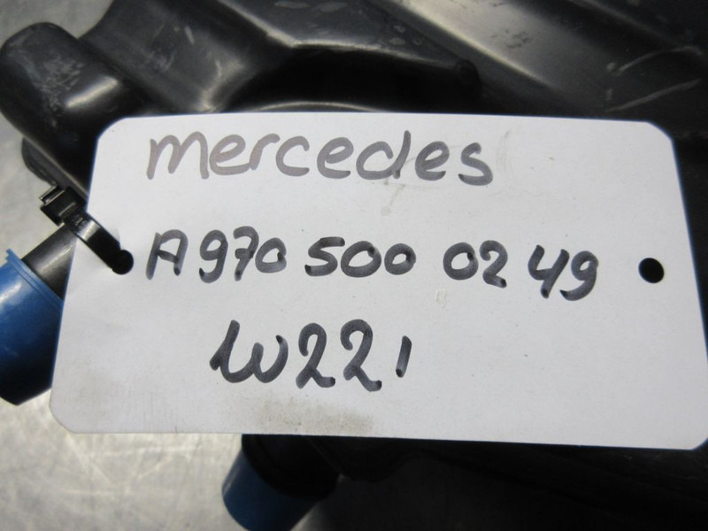 Mercedes-Benz A 970 500 02 49 EXPANSIEVAT - Tanque de expansão de Caminhão: foto 5 Mercedes-Benz A 970 500 02 49 EXPANSIEVAT - Tanque de expansão de Caminhão: foto 5