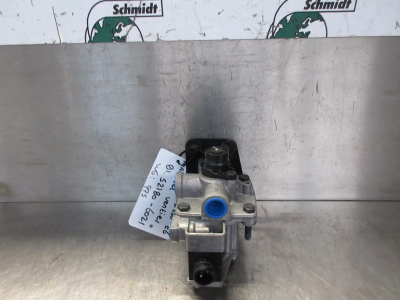 MAN 81.52180-6021 MAGNEETVENTIEL MAN TGM EURO 6 - Peça de reposição de Caminhão: foto 2 MAN 81.52180-6021 MAGNEETVENTIEL MAN TGM EURO 6 - Peça de reposição de Caminhão: foto 2