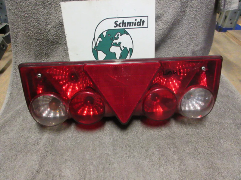 Schmitz Cargobull ACHTERLAMPEN RECHT EN LINKS SCHITZ OPLEGGER MODEL 2020 - Farol traseiros de Caminhão: foto 2 Schmitz Cargobull ACHTERLAMPEN RECHT EN LINKS SCHITZ OPLEGGER MODEL 2020 - Farol traseiros de Caminhão: foto 2