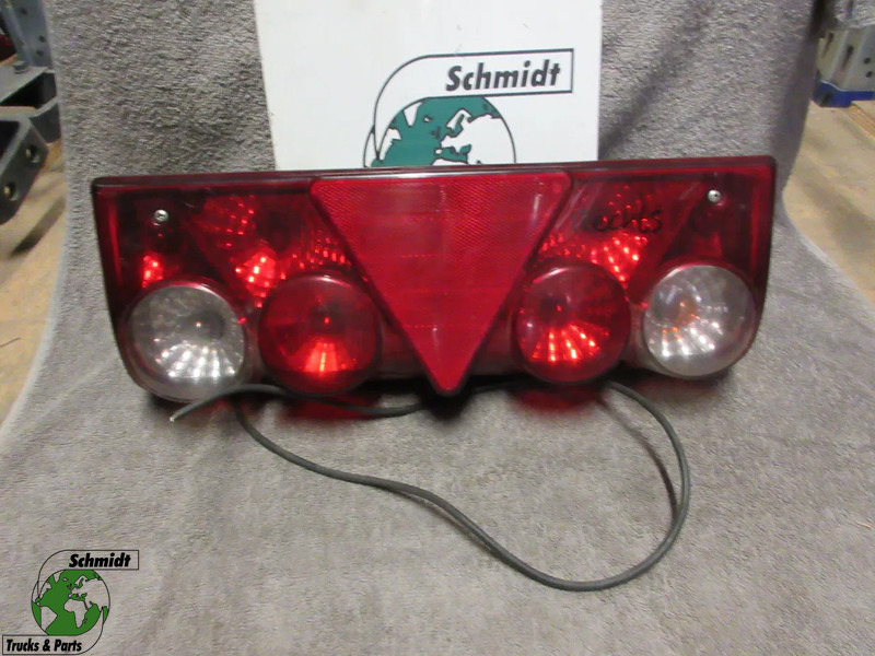 Schmitz Cargobull ACHTERLAMPEN RECHT EN LINKS SCHITZ OPLEGGER MODEL 2020 - Farol traseiros de Caminhão: foto 1 Schmitz Cargobull ACHTERLAMPEN RECHT EN LINKS SCHITZ OPLEGGER MODEL 2020 - Farol traseiros de Caminhão: foto 1