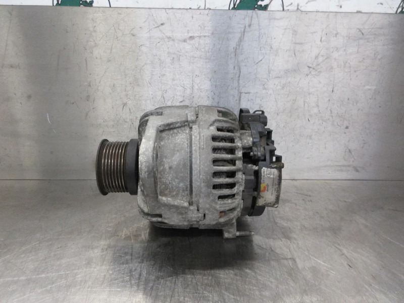 Volvo 22218393 // 22591472 DYNAMO VOLVO FM 370 EURO 6 - Alternador de Caminhão: foto 3 Volvo 22218393 // 22591472 DYNAMO VOLVO FM 370 EURO 6 - Alternador de Caminhão: foto 3