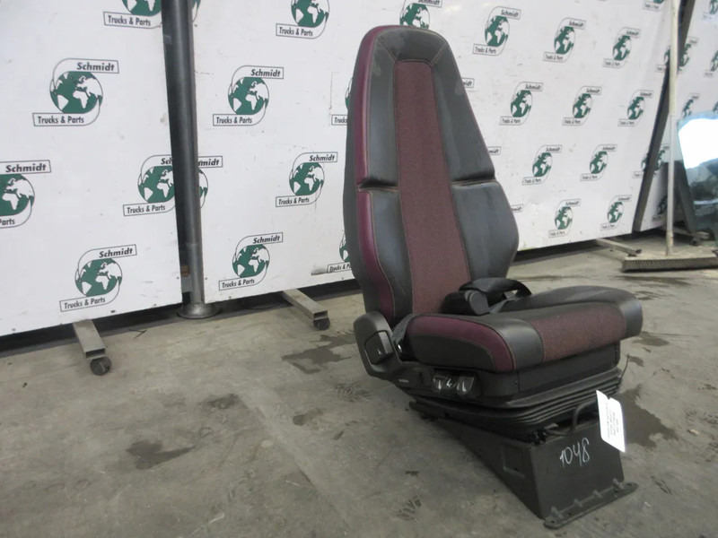 Banco de Caminhão Volvo 23766412 // 23764396 STOELEN SET LUCHTGEVEERT R+L FM MODEL 2023: foto 8 Banco de Caminhão Volvo 23766412 // 23764396 STOELEN SET LUCHTGEVEERT R+L FM MODEL 2023: foto 8