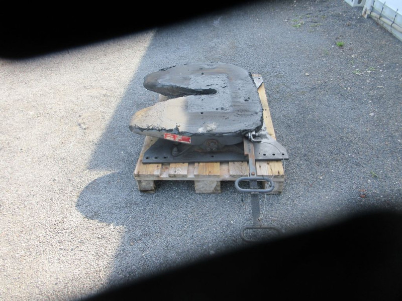 Jost JSK36D/ G50-X/D 152 JSK36D/ G50-X/D 152 RENAULT T 430 EURO 6 - Quinta-roda de Caminhão: foto 3 Jost JSK36D/ G50-X/D 152 JSK36D/ G50-X/D 152 RENAULT T 430 EURO 6 - Quinta-roda de Caminhão: foto 3