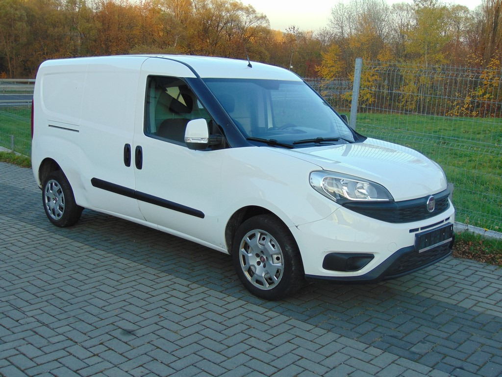 FIAT Doblo 1,6 MultiJet 105KM MAXI MAX - Furgão compacto: foto 2 FIAT Doblo 1,6 MultiJet 105KM MAXI MAX - Furgão compacto: foto 2