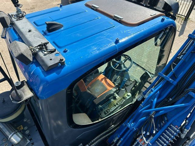 Doosan DX170W - Escavadeira de rodas: foto 3 Doosan DX170W - Escavadeira de rodas: foto 3