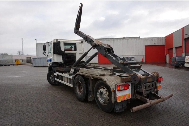 DAF CF410 / ENGINE RUNNING / DEB / ACC / LWDS / HOOK 18TON / LIFT AXLE / ONLY:375782 KM / AIRCO / AUTOMATIC / EURO-6 / 2016 - Caminhão polibenne: foto 4 DAF CF410 / ENGINE RUNNING / DEB / ACC / LWDS / HOOK 18TON / LIFT AXLE / ONLY:375782 KM / AIRCO / AUTOMATIC / EURO-6 / 2016 - Caminhão polibenne: foto 4