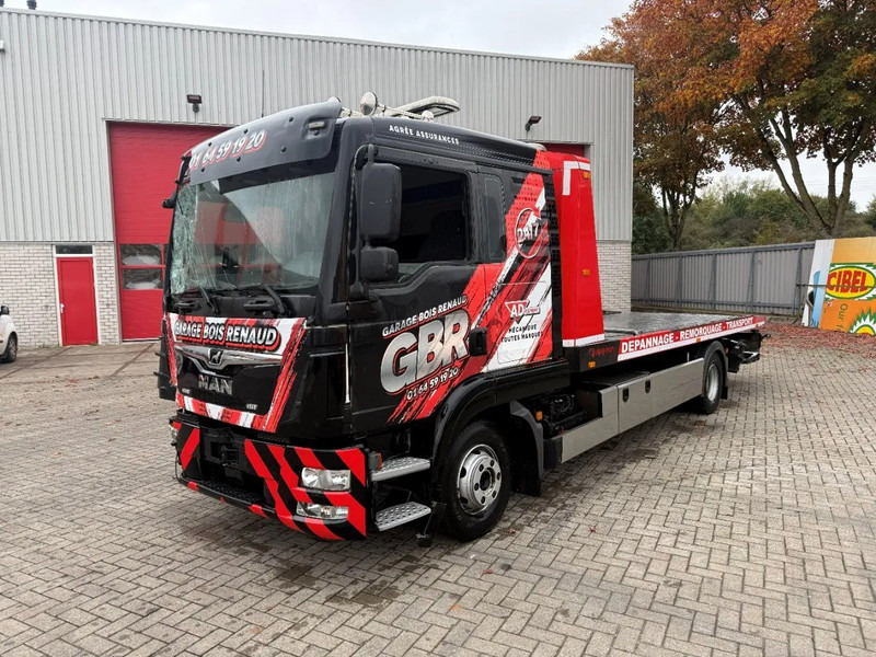 MAN TGL 12.250 / ENGINE RUNNING / ONLY:276364 KM / TOW-TRUCK / CLEPEL / WINCH / REMOTE / AUTOMATIC / EURO-6 / 2018 - Caminhão reboque: foto 2 MAN TGL 12.250 / ENGINE RUNNING / ONLY:276364 KM / TOW-TRUCK / CLEPEL / WINCH / REMOTE / AUTOMATIC / EURO-6 / 2018 - Caminhão reboque: foto 2