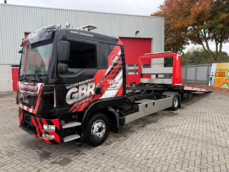 MAN TGL 12.250 / ENGINE RUNNING / ONLY:276364 KM / TOW-TRUCK / CLEPEL / WINCH / REMOTE / AUTOMATIC / EURO-6 / 2018 - Caminhão reboque: foto 1 MAN TGL 12.250 / ENGINE RUNNING / ONLY:276364 KM / TOW-TRUCK / CLEPEL / WINCH / REMOTE / AUTOMATIC / EURO-6 / 2018 - Caminhão reboque: foto 1