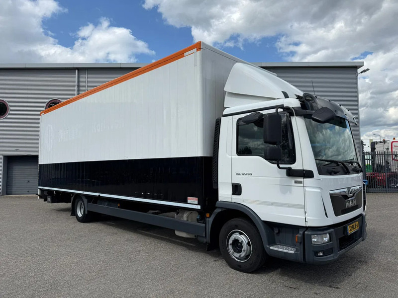 MAN TGL12.190 / NL TRUCK / ONLY:532353 KM / TUV:30-08-2025 / PLATFORM 1500KG / AIRCO / AUTOMATIC / EURO-6 / 2018 - Caminhão furgão: foto 2 MAN TGL12.190 / NL TRUCK / ONLY:532353 KM / TUV:30-08-2025 / PLATFORM 1500KG / AIRCO / AUTOMATIC / EURO-6 / 2018 - Caminhão furgão: foto 2