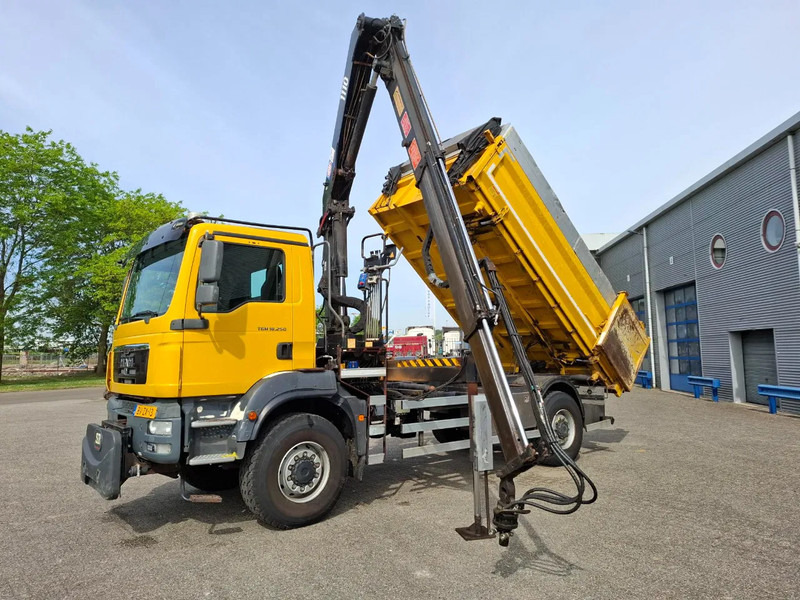 MAN TGM 18.250 / 4X4 / NL TRUCK / TUV:30-04-2026 / 118783 KM / HMF 1110 K2 / ROTATOR / GOOD TYRES / FULL-STEEL / DRUM BRAKES / MANUA - Caminhão basculante, Caminhão grua: foto 1 MAN TGM 18.250 / 4X4 / NL TRUCK / TUV:30-04-2026 / 118783 KM / HMF 1110 K2 / ROTATOR / GOOD TYRES / FULL-STEEL / DRUM BRAKES / MANUA - Caminhão basculante, Caminhão grua: foto 1