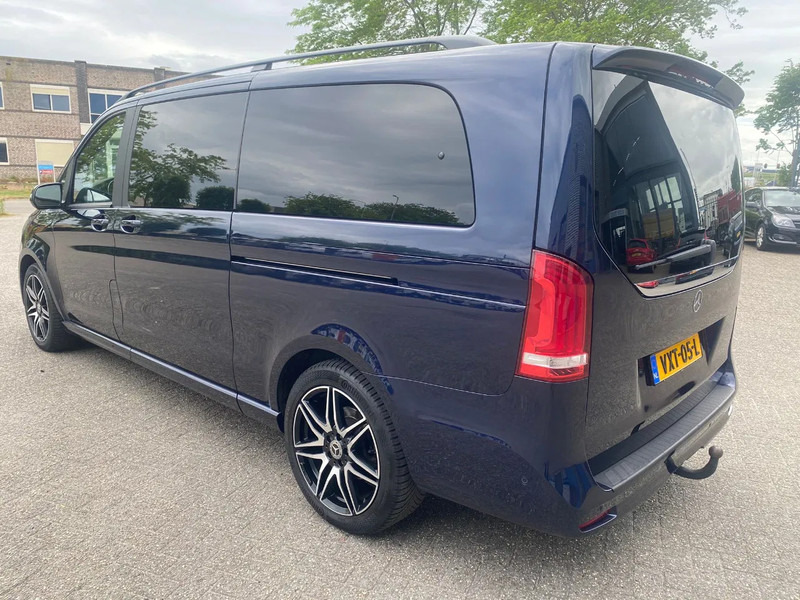 Mercedes-Benz V-Klasse 250 / XXL / AMG / FULL OPTION / LEATHER / PARK+SEATHEAT / BURMESTER / TUV:04-05-2026 / 360 CAMERA / 2023 - Automóvel: foto 3 Mercedes-Benz V-Klasse 250 / XXL / AMG / FULL OPTION / LEATHER / PARK+SEATHEAT / BURMESTER / TUV:04-05-2026 / 360 CAMERA / 2023 - Automóvel: foto 3