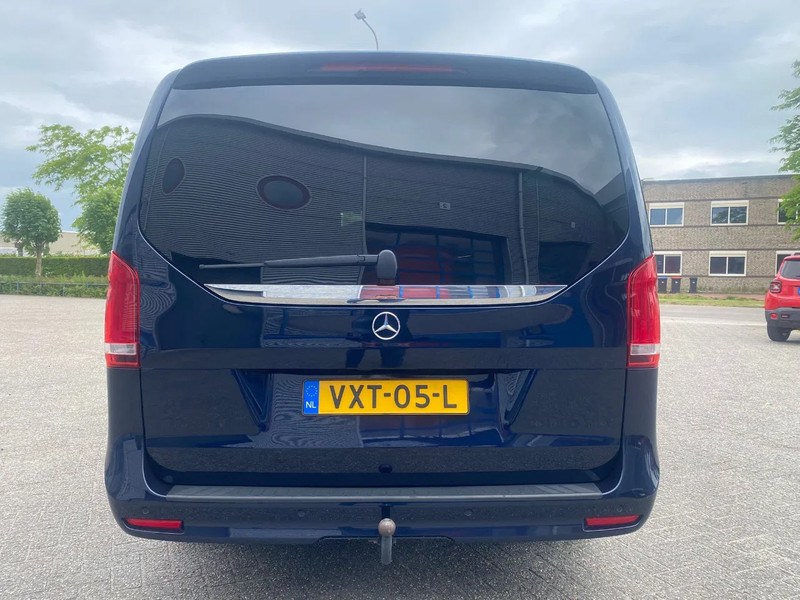 Mercedes-Benz V-Klasse 250 / XXL / AMG / FULL OPTION / LEATHER / PARK+SEATHEAT / BURMESTER / TUV:04-05-2026 / 360 CAMERA / 2023 - Automóvel: foto 4 Mercedes-Benz V-Klasse 250 / XXL / AMG / FULL OPTION / LEATHER / PARK+SEATHEAT / BURMESTER / TUV:04-05-2026 / 360 CAMERA / 2023 - Automóvel: foto 4