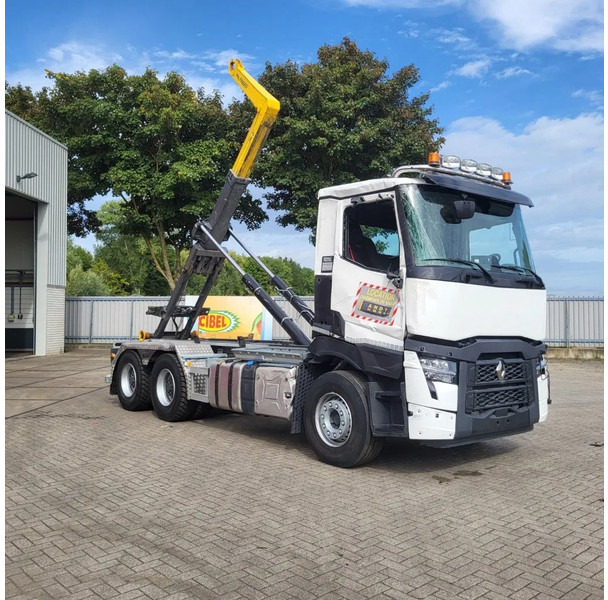 Renault C440 / ENGINE RUNNING / !! ONLY:8701 KM !! / 6X4 / BIG AXLE / PALFINGER 20TON HOOK / GEN2 V2 TACHO / AUTOMATIC / EURO-6 / 2025 - Caminhão polibenne: foto 3 Renault C440 / ENGINE RUNNING / !! ONLY:8701 KM !! / 6X4 / BIG AXLE / PALFINGER 20TON HOOK / GEN2 V2 TACHO / AUTOMATIC / EURO-6 / 2025 - Caminhão polibenne: foto 3
