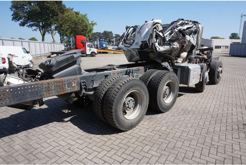 Renault C460 / 8X4 / BIG AXLE / FULL STEEL / 2 X LENKACHSE / EURO-6 / 2022 - Caminhão chassi: foto 4 Renault C460 / 8X4 / BIG AXLE / FULL STEEL / 2 X LENKACHSE / EURO-6 / 2022 - Caminhão chassi: foto 4