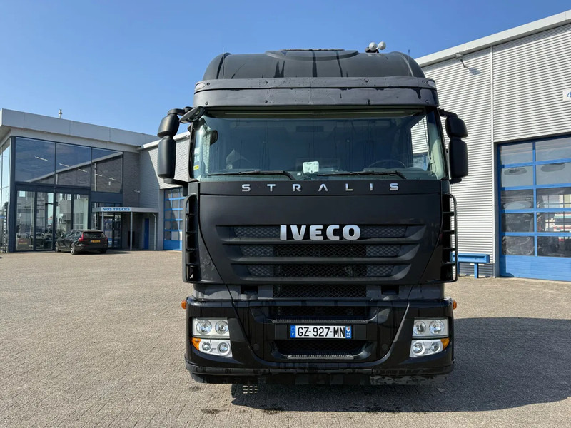 Locação de Iveco Stralis 500 / INTARDER / PARKCOOL / FRIDGE / 2XBED / AIRCO / SMART TACHO / AUTOMATIC / EURO-4 / 2008 Iveco Stralis 500 / INTARDER / PARKCOOL / FRIDGE / 2XBED / AIRCO / SMART TACHO / AUTOMATIC / EURO-4 / 2008: foto 6