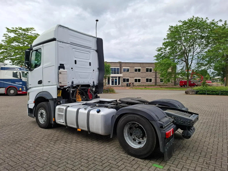 Mercedes-Benz Actros 1945 / DOUBLE TANK / ONLY:508736 KM / 2XBED / FRIDGE / AUTOMATIC / EURO-6 / 2015 - Tractor: foto 3 Mercedes-Benz Actros 1945 / DOUBLE TANK / ONLY:508736 KM / 2XBED / FRIDGE / AUTOMATIC / EURO-6 / 2015 - Tractor: foto 3