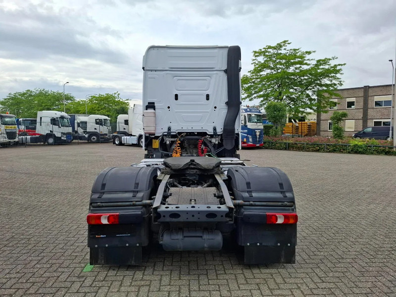 Mercedes-Benz Actros 1945 / DOUBLE TANK / ONLY:508736 KM / 2XBED / FRIDGE / AUTOMATIC / EURO-6 / 2015 - Tractor: foto 4 Mercedes-Benz Actros 1945 / DOUBLE TANK / ONLY:508736 KM / 2XBED / FRIDGE / AUTOMATIC / EURO-6 / 2015 - Tractor: foto 4