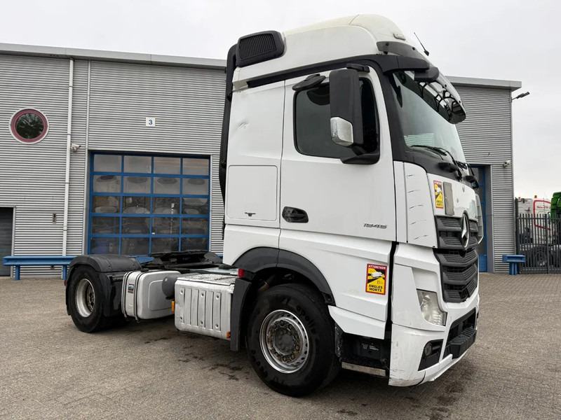 Mercedes-Benz Actros 1945 / HYDRAULICS / LWDS / AIRCO / SMART TACHO / 2XBED / FRIDGE / AUTOMATIC / EURO-6 / 2019 - Tractor: foto 2 Mercedes-Benz Actros 1945 / HYDRAULICS / LWDS / AIRCO / SMART TACHO / 2XBED / FRIDGE / AUTOMATIC / EURO-6 / 2019 - Tractor: foto 2