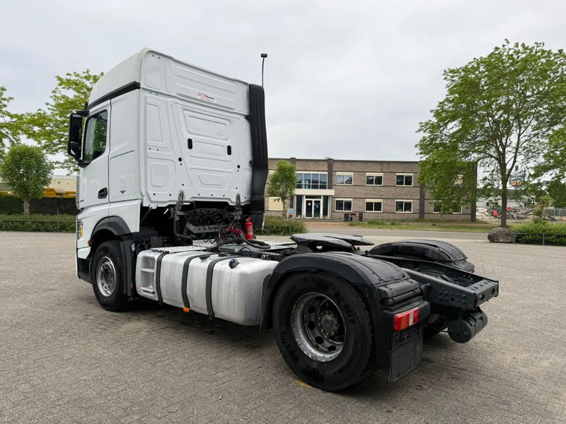 Mercedes-Benz Actros 1945 / HYDRAULICS / LWDS / AIRCO / SMART TACHO / 2XBED / FRIDGE / AUTOMATIC / EURO-6 / 2019 - Tractor: foto 3 Mercedes-Benz Actros 1945 / HYDRAULICS / LWDS / AIRCO / SMART TACHO / 2XBED / FRIDGE / AUTOMATIC / EURO-6 / 2019 - Tractor: foto 3