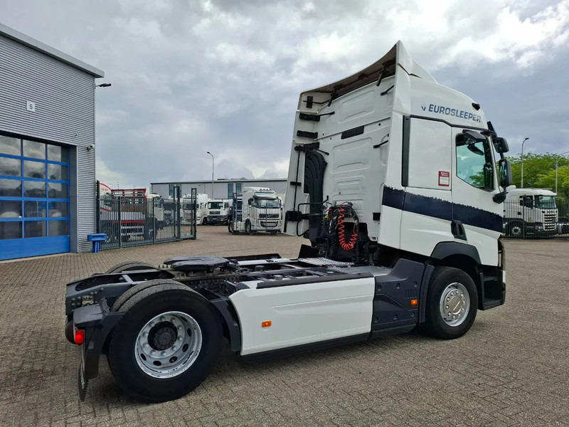 Renault T460 Comfort / CLEAN NL TRUCK / TUV:12-02-2026 / DOUBLE TANK / ACC / LWDS / FRIDGE / 2XBED / AUTOMATIC / EURO-6 / 2019 - Tractor: foto 5 Renault T460 Comfort / CLEAN NL TRUCK / TUV:12-02-2026 / DOUBLE TANK / ACC / LWDS / FRIDGE / 2XBED / AUTOMATIC / EURO-6 / 2019 - Tractor: foto 5
