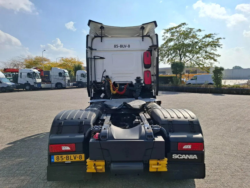 Scania NGS G340 / RETARDER / ONLY:541696 KM / TUV:01-03-2026 / CLEAN NL TRUCK / LWDS / LNG / AUTOMATIC / EURO-6 / 2019 - Tractor: foto 4 Scania NGS G340 / RETARDER / ONLY:541696 KM / TUV:01-03-2026 / CLEAN NL TRUCK / LWDS / LNG / AUTOMATIC / EURO-6 / 2019 - Tractor: foto 4
