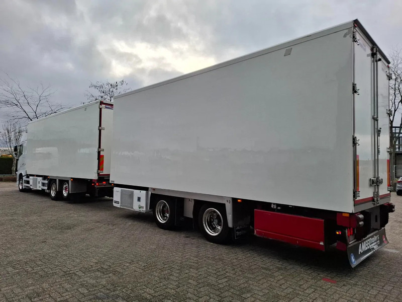 Volvo FH4-500 / RETARDER / XL / CHEREAU / VEB+ / I-PARKCOOL / ACC / LWDS / 2XTHERMOKING UT1200 / FULL-AIR / EURO-6 / 2021 - Caminhão frigorífico: foto 3 Volvo FH4-500 / RETARDER / XL / CHEREAU / VEB+ / I-PARKCOOL / ACC / LWDS / 2XTHERMOKING UT1200 / FULL-AIR / EURO-6 / 2021 - Caminhão frigorífico: foto 3