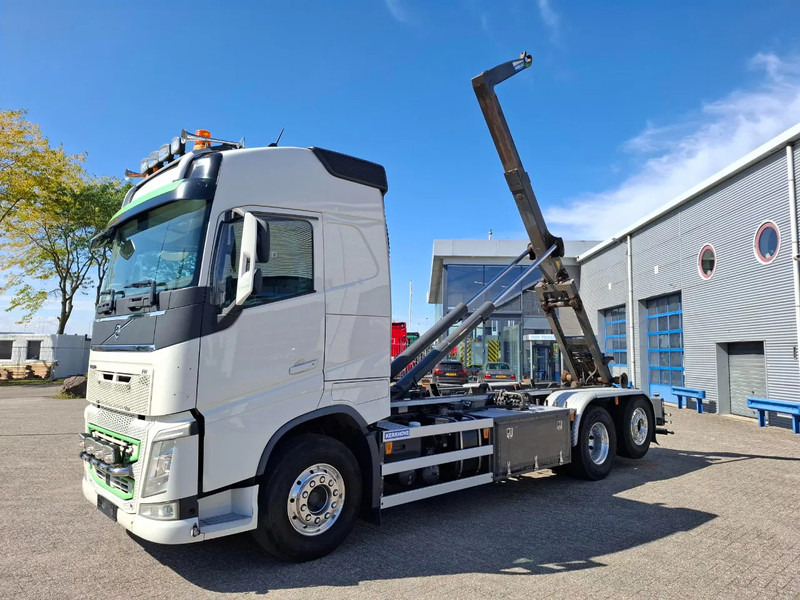 Volvo FH4-500 / VEB+ / HOOK 22 TON / LIFT+LENKACHSE / TUV:02-02-2026 / FULL-AIR / LWDS / NAVI / ALCOA / AUTOMATIC / EURO-6 / 2017 - Caminhão polibenne: foto 1 Volvo FH4-500 / VEB+ / HOOK 22 TON / LIFT+LENKACHSE / TUV:02-02-2026 / FULL-AIR / LWDS / NAVI / ALCOA / AUTOMATIC / EURO-6 / 2017 - Caminhão polibenne: foto 1
