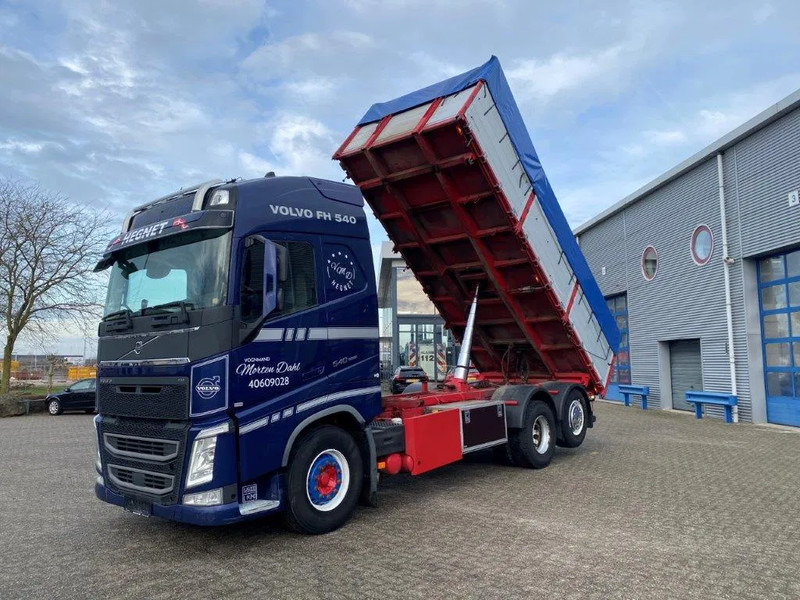 Volvo FH4-540 / VEB+ / ACC / LWDS / 3SIDE TIPPER / DYNAMIC STEERING / LEATHER / FULL-AIR / AUTOMATIC / EURO-6 / 2017 - Caminhão basculante: foto 1 Volvo FH4-540 / VEB+ / ACC / LWDS / 3SIDE TIPPER / DYNAMIC STEERING / LEATHER / FULL-AIR / AUTOMATIC / EURO-6 / 2017 - Caminhão basculante: foto 1