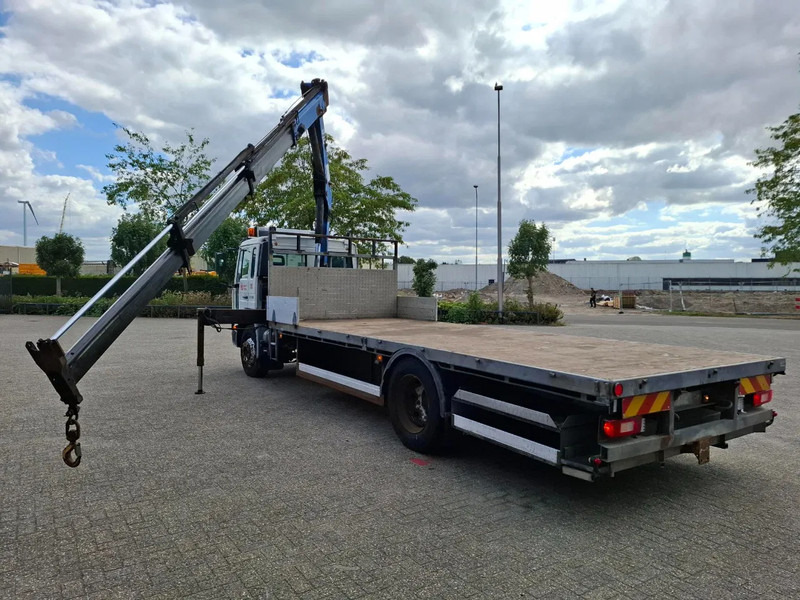 Volvo FL6-220 / HMF 910 / REMOTE / ONLY:493620 KM / AIRCO / FULL-AIR / MANUAL / EURO-3 / 2003 - Caminhão grua: foto 3 Volvo FL6-220 / HMF 910 / REMOTE / ONLY:493620 KM / AIRCO / FULL-AIR / MANUAL / EURO-3 / 2003 - Caminhão grua: foto 3
