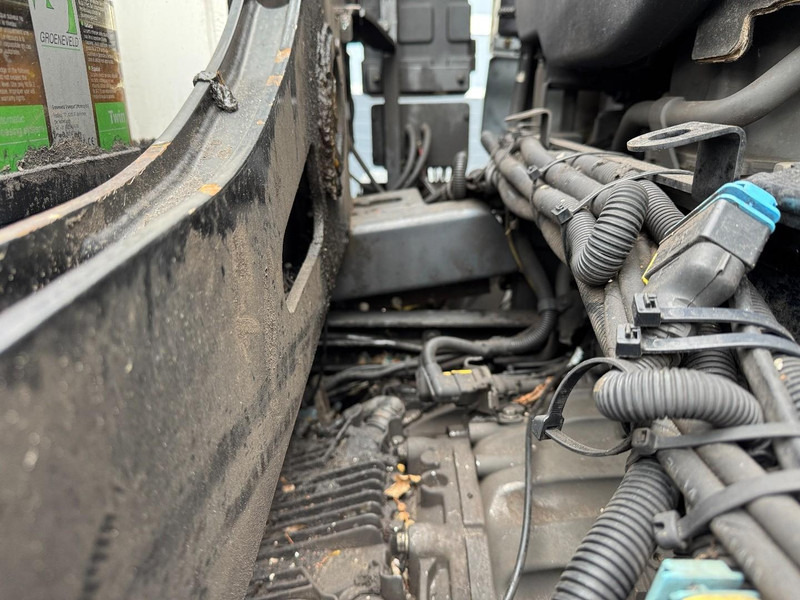 DAF CF410 FAQ HMF 2620, Unfall - Damaged. - Caminhão grua: foto 4 DAF CF410 FAQ HMF 2620, Unfall - Damaged. - Caminhão grua: foto 4