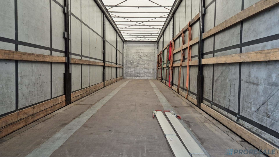 KÖGEL SN 24 CARGO - Semi-reboque de lona: foto 4 KÖGEL SN 24 CARGO - Semi-reboque de lona: foto 4