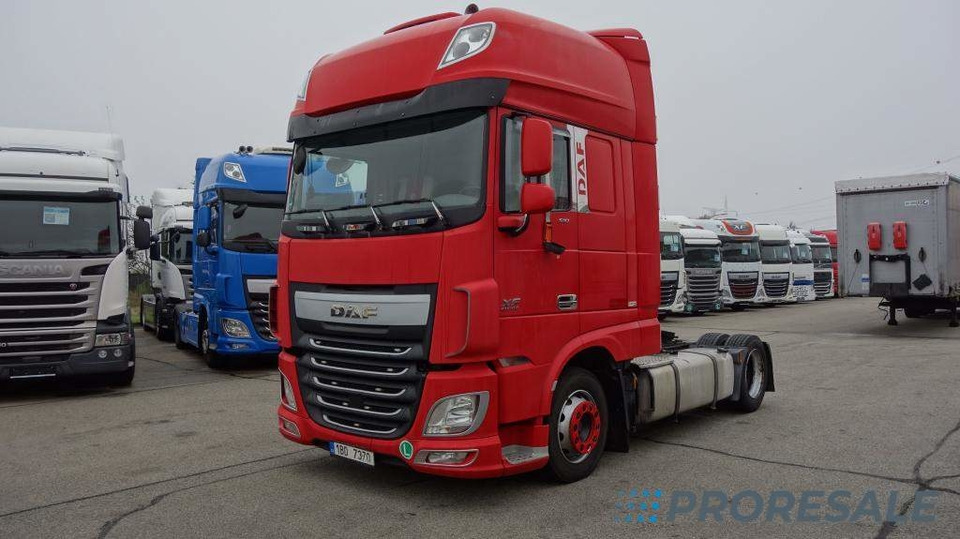 DAF XF 510 FT LOW DECK SSC EURO 6 - Tractor: foto 2 DAF XF 510 FT LOW DECK SSC EURO 6 - Tractor: foto 2