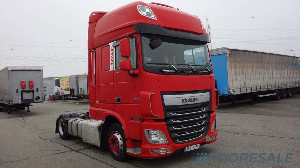DAF XF 510 FT LOW DECK SSC EURO 6 - Tractor: foto 1 DAF XF 510 FT LOW DECK SSC EURO 6 - Tractor: foto 1