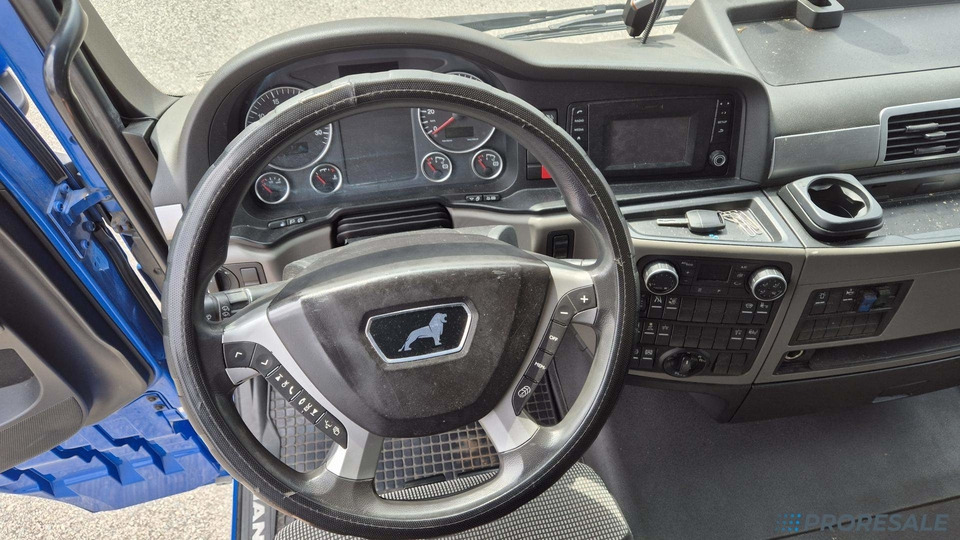 MAN TGX 18.500 XXL LOW DECK EURO 6 - Tractor: foto 4 MAN TGX 18.500 XXL LOW DECK EURO 6 - Tractor: foto 4