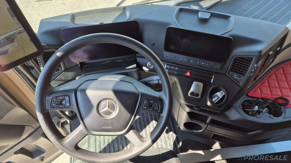 MERCEDES-BENZ ACTROS 1842 GIGA SPACE EURO 6 - Tractor: foto 4 MERCEDES-BENZ ACTROS 1842 GIGA SPACE EURO 6 - Tractor: foto 4