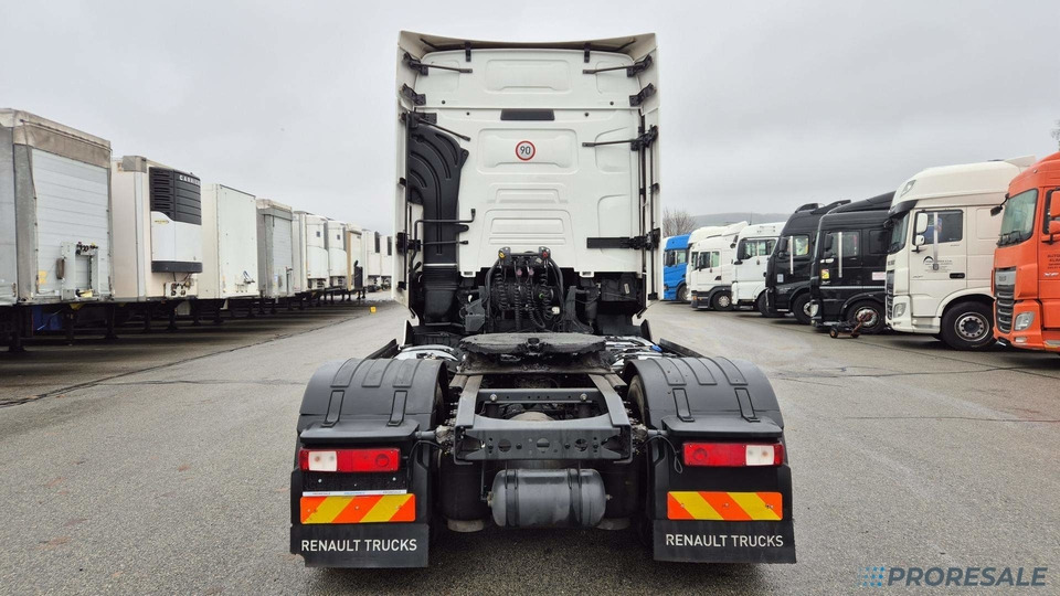 RENAULT T 520 HD001 EURO 6 + HYDRAULIKA - Tractor: foto 3 RENAULT T 520 HD001 EURO 6 + HYDRAULIKA - Tractor: foto 3