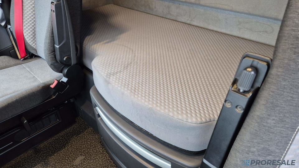 RENAULT T 520 HD001 EURO 6 + HYDRAULIKA - Tractor: foto 5 RENAULT T 520 HD001 EURO 6 + HYDRAULIKA - Tractor: foto 5