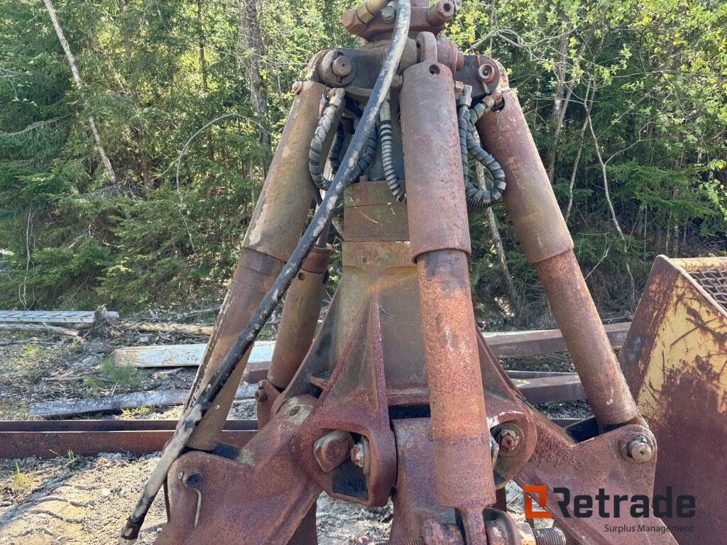 2 stk Fuchs Grabb, følger med en dele grabb også - Equipamento de construção: foto 3 2 stk Fuchs Grabb, følger med en dele grabb også - Equipamento de construção: foto 3