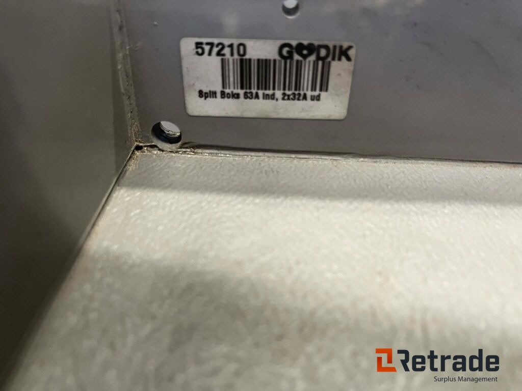 63A Splitboxe 19 stk. - Equipamento de construção: foto 2 63A Splitboxe 19 stk. - Equipamento de construção: foto 2