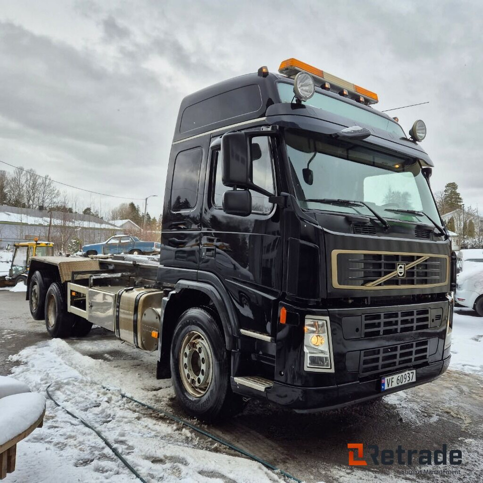 Bil VOLVO FM12 6X2 - Automóvel: foto 2 Bil VOLVO FM12 6X2 - Automóvel: foto 2