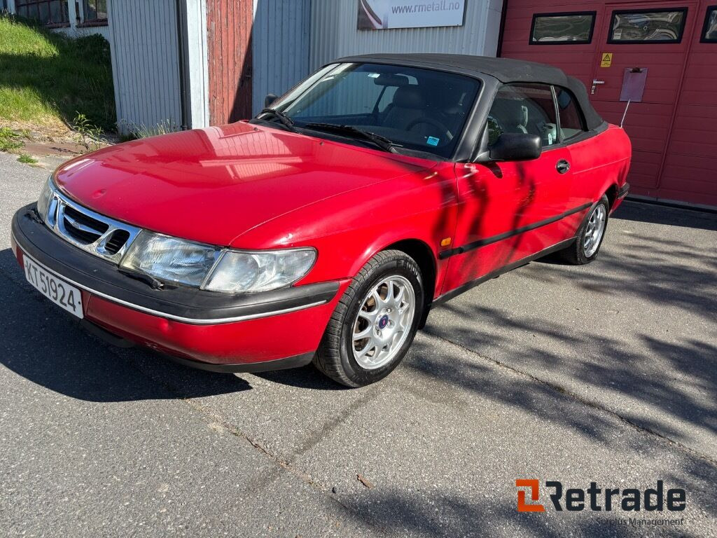 Car SAAB 900 S Cabriolet - Automóvel: foto 2 Car SAAB 900 S Cabriolet - Automóvel: foto 2