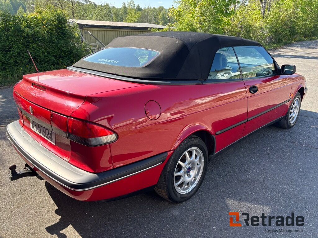 Car SAAB 900 S Cabriolet - Automóvel: foto 4 Car SAAB 900 S Cabriolet - Automóvel: foto 4