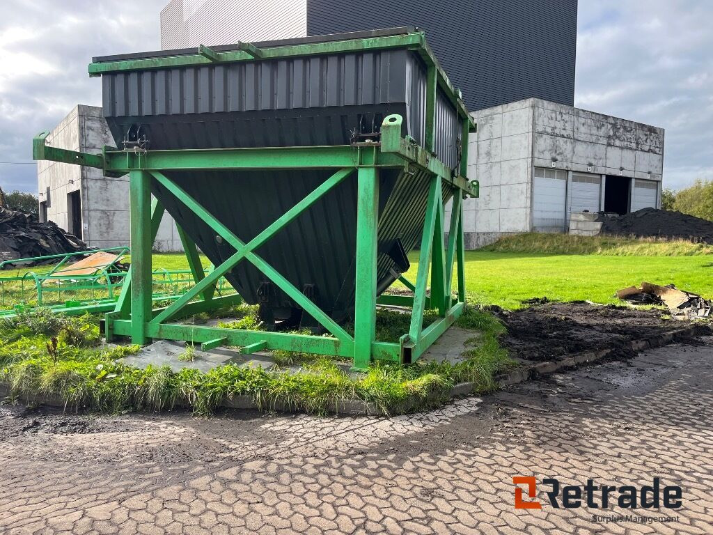 Forskelligt udstyr Asfalt silo Isoleret asfalt silo 60 Tons - Máquina de asfalto: foto 2 Forskelligt udstyr Asfalt silo Isoleret asfalt silo 60 Tons - Máquina de asfalto: foto 2